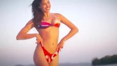 Горещи модели на плажа - Kate Upton, Nina Agdal, Irina Shayk, Alex Morgan, Hannah Davis - Videoclip.bg