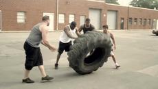 Ето така тренират в гетото - яка реклама / Street Fitness Body Boss - Videoclip.bg