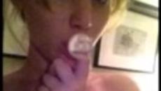 Хакер разпространи голи снимки на знаменитости /Jennifer Lawrence nude photos leaked - Videoclip.bg