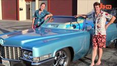 Много луди пичове! В Cadillac кабрио са си напрвили басейн и се возят с него! - Videoclip.bg
