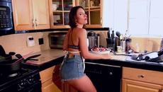 new Loudpvck & Gladiator feat. Nipsey Hussle - Tony (official Video) - Videoclip.bg