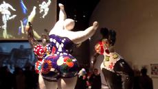 Niki de Saint Phalle-  Изложба в Гранд Палас Париж Grand Palais (Ники де Сен-Фалль) - Videoclip.bg