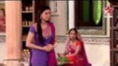 Светлината на моя живот - Diya Aur Baati Hum - 12th November 2013 : Ep 588 - Videoclip.bg