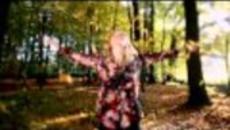 Autumn Love - Videoclip.bg