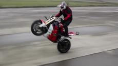 Motorcycle Gangnam Style - Videoclip.bg