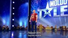 Охранител вдига публиката на крака с изпълнението си - Молдова търси талант - Videoclip.bg