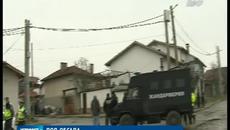 Полиция и жандармерия окупират квартал заради кражби на ток тази сутрин - Videoclip.bg