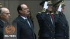 Франция скърби за жертвите - Парижани в Траур 8 януари 2015 /France's Hollande - Videoclip.bg