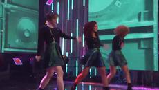 Meghan Trainor - All About That Bass (2015 New Year's Rockin' Eve) - Videoclip.bg