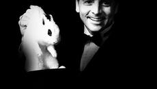 Flying magician - Videoclip.bg