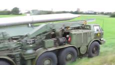 Руската супер военна машина Зил 135 - Videoclip.bg