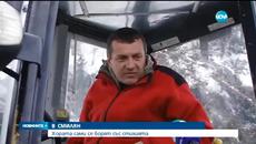 Смолянско в бедствено положение - Тракторист спасява откъснато от света село - Videoclip.bg