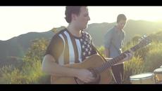 Chains - Nick Jonas (Cover by Kina Grannis Sam Tsui) - Videoclip.bg