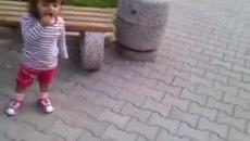 Преслава играе 1 - Videoclip.bg