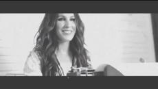 MALÚ. NI UN PASO ATRÁS. SÍ - Videoclip.bg