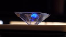 Смартфон се превръща в 3d холограмен проектор - Videoclip.bg