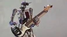 Роботи свирят парчета на Iron Man & Black Sabbath - Videoclip.bg