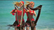 Camille and Kennerly - PIRATES of the CARIBBEAN Medley (Harp Twins) - Videoclip.bg