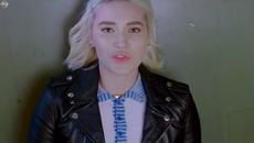 Swim - Fickle Friends 2016 - Videoclip.bg