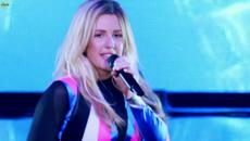 Ellie Goulding - Keep On Dancin' (Live in London)2016 - Videoclip.bg