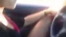Варненка се хвали как кара без ръце, вирнат крак и това със 100 км_ч. - Videoclip.bg