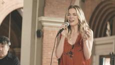 LeAnn Rimes - How to Kiss a Boy 2016 - Videoclip.bg