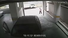Няма да повярвате затова вижте! Най-невероятните вирусни видео клипове които ни спират дъха (ВИДЕО) - Videoclip.bg