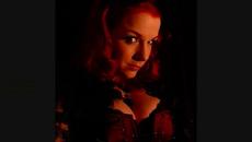 Lisa Middelhauve feat Dave Snow - Precious - Videoclip.bg