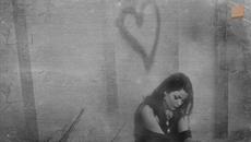 Nicole Atkins - Dancing in the Dark - Videoclip.bg