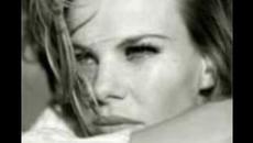 Julio Iglesias--Cada dia mas - Videoclip.bg