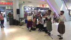 АКАДЕМИЯ ЗА ТАНЦИ И МУЗИКА НА МАЙОРКА (Soundcheck ) в Мега Мол - Videoclip.bg