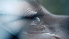 Moni - 2019 - Krive me / бг превод / - Videoclip.bg