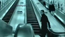 Αντώνης Ρέμος - Γύρνα ξανά - върни се отново - Videoclip.bg