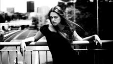 Gianna Nannini Come Una Schiava (превод) - Videoclip.bg