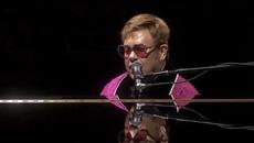 Идолът Елтън Джон дари 1 милион долара за борбата с пожарите в Австралия днес - Videoclip.bg