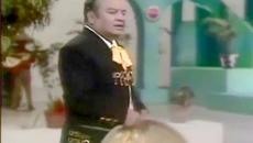 “Aunque me cueste la vida“ – Cuco Sánchez - Videoclip.bg