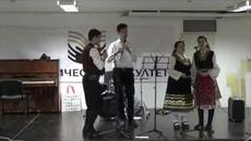 МАЯ И НИКОЛЕТА - ДА ЗНАМ, ЛИБЕ ЛЕ - СТУДЕНТКИ ПО НАРОДНО ПЕЕНЕ НА БОРИСЛАВ БОРИСОВ - Videoclip.bg