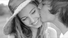 Kitty Cleveland ♛ A Kiss to Build a Dream On - Videoclip.bg