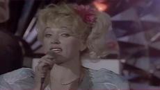 Branka Sovrlic (1986) - Bas mi fali prsten mali - Videoclip.bg