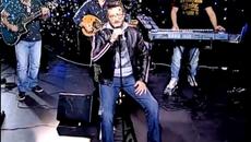 Χρήστος Μενιδιάτης - Απόψε λείπεις - тази вечер липсваш - Videoclip.bg