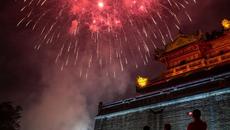 Миг от приказка! Фандаго - Videoclip.bg