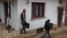 Цигани в луд скандал СМЯХ :) - Videoclip.bg