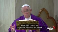 Папата се моли за оздравяването на заразените от коронавирус! Времето в което живяхме само за себе си приключи - Videoclip.bg