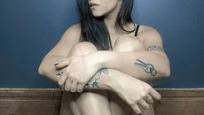 Out Of Sight - Violet Orlandi (ORIGINAL SONG) - Videoclip.bg