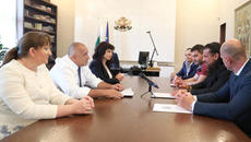 Борисов обеща на ресторантьорите 9% ДДС от 2022 г. - Videoclip.bg