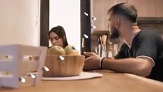 Λεωνίδας Βασιλακόπουλος - Μένω εδώ - оставам тук - Videoclip.bg