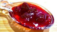 Сладко от ягоди - ароматно, вкусно и красиво / Клубничное варенье - как сварить вкусно и красиво - Videoclip.bg