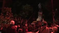 БОРЦИТЕ СРЕЩУ ПАМЕТНИЦИТЕ В САЩ СЕ НАХВЪРЛИХА И СРЕЩУ БИВШИЯ РОБ СЕРВАНТЕС - Videoclip.bg