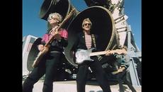 Разходка до Луната . The Police - Walking On The Moon - Videoclip.bg