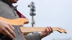 Silverbacks - Muted Gold!!! Заглушено злато ~ Сребърни гръбчета - Videoclip.bg